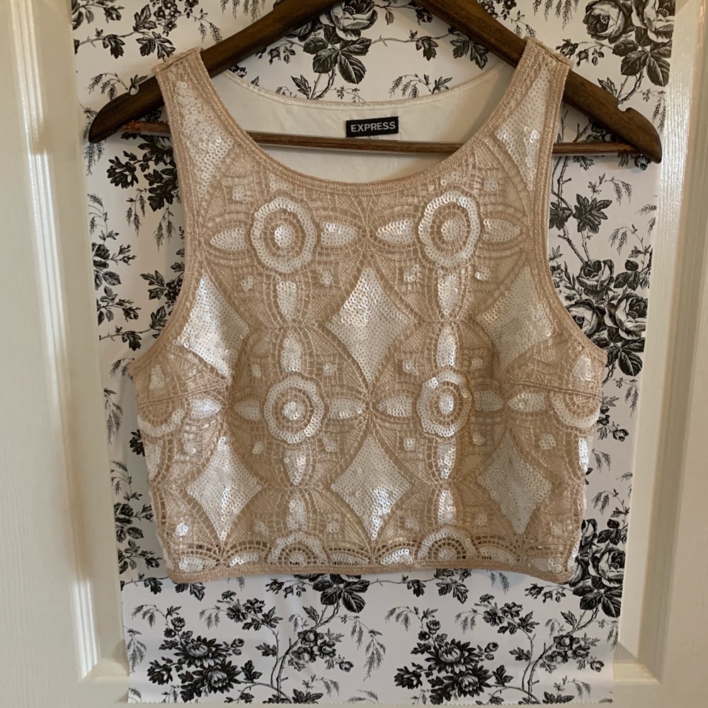 Crop top